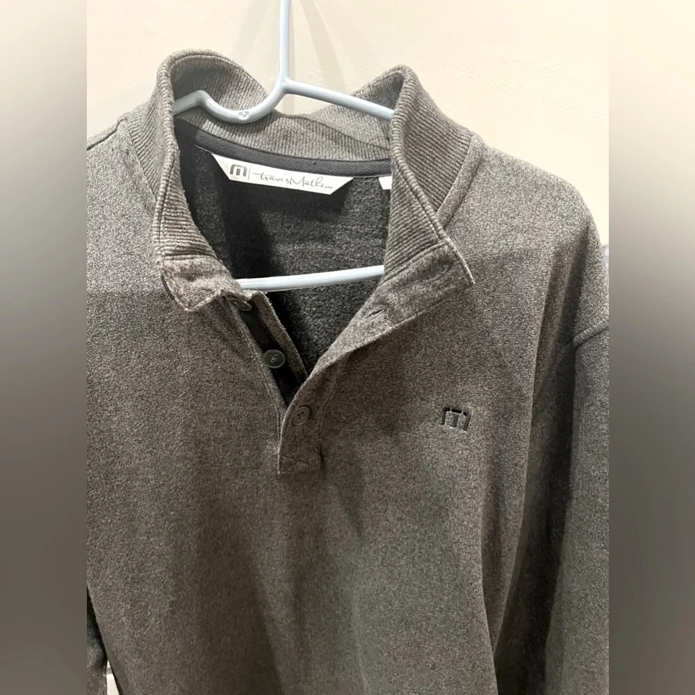 Travis Mathew Men's Dark Gray Henley Pullover Sweater